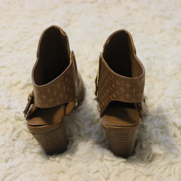 Fun Heeled Booties - Picture 3 of 3